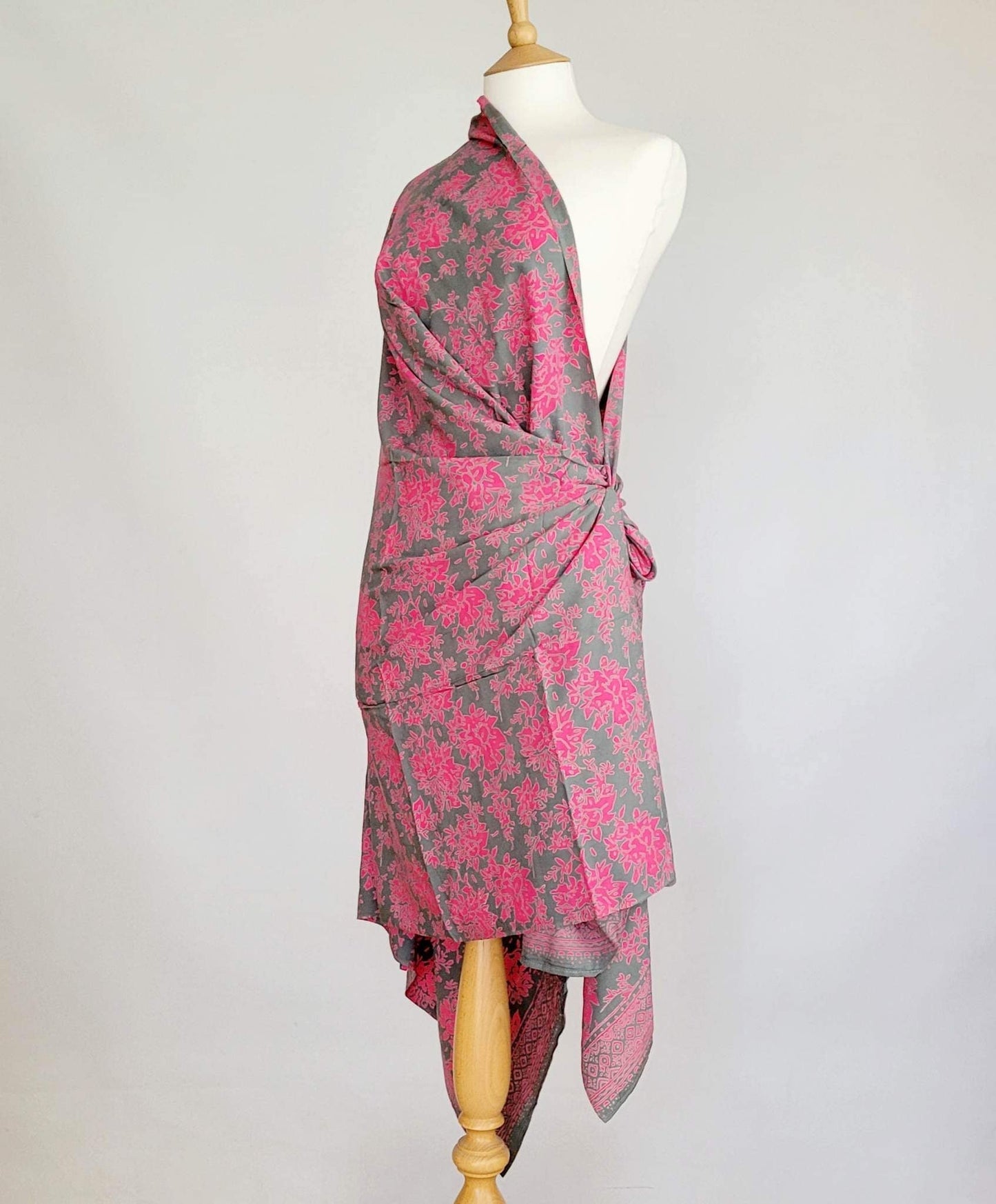 Abstract Floral Cerise on Grey Batik Sarong